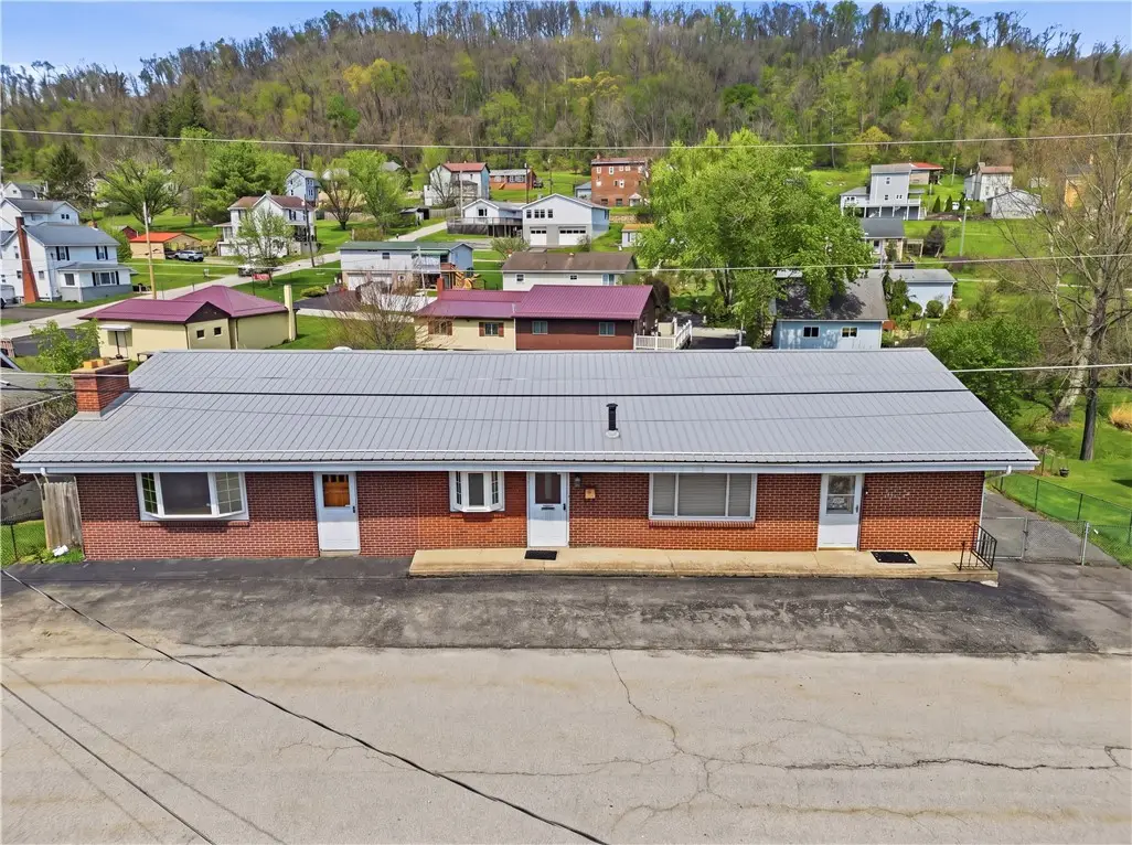 313 Allison St, West Newton, PA 15089 - #1