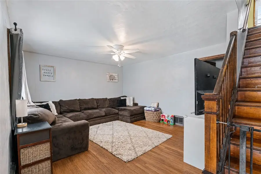 412 Phillips Avenue, McKees Rocks, PA 15136 - #2