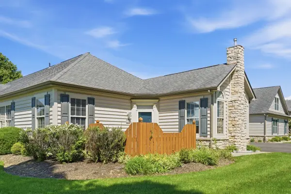 1008 St Andrews Drive, Washington, PA 15301