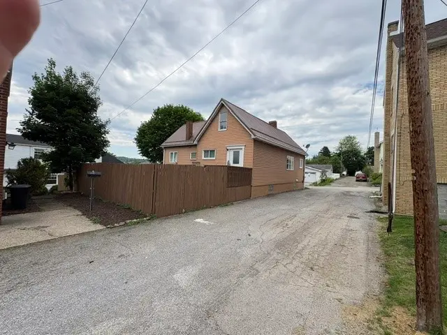 558 First St., Leechburg, PA 15656 - #3