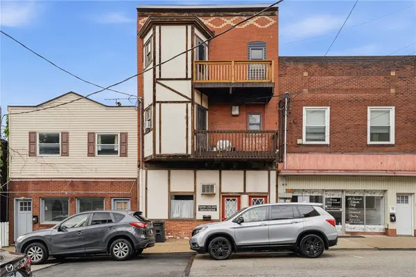 433 Cavitt Avenue, Trafford, PA 15085