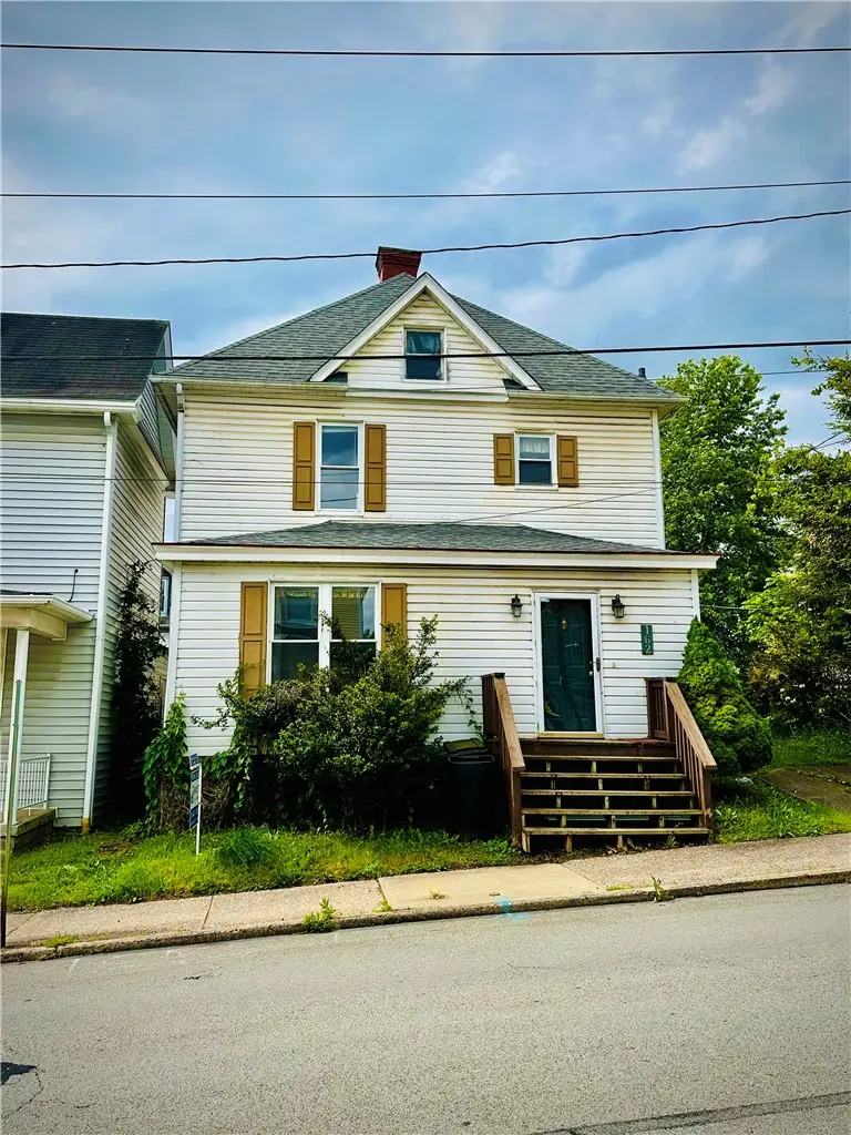 162 W Franklin St, Waynesburg, PA 15370 - #1