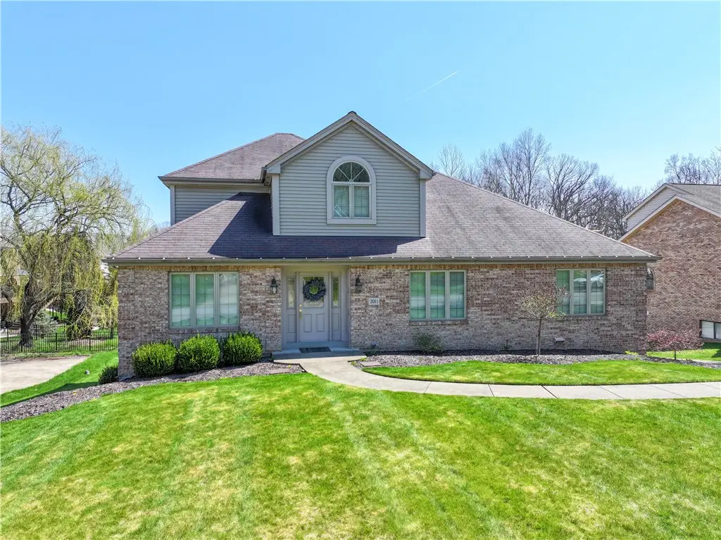 2011 Fortune Ct, Bridgeville, PA 15017 - #1