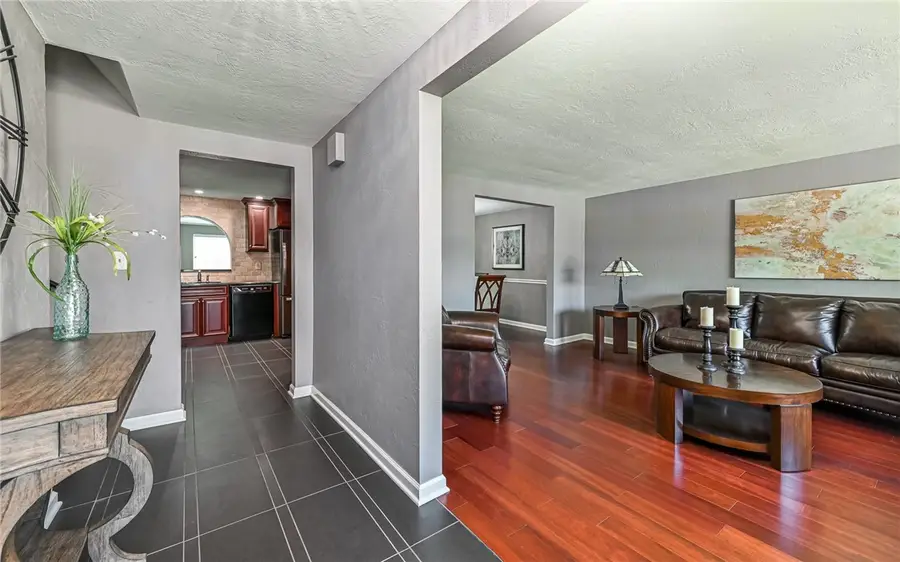 101 Upper Dr, Pittsburgh, PA 15214 - #2