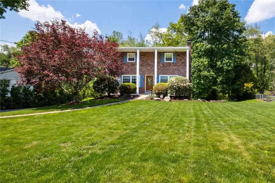 144 Brookdale Circle, Canonsburg, PA 15317 - #2