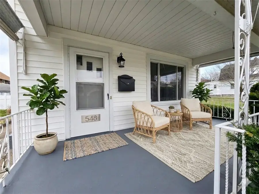548 Summit St, New Kensington, PA 15068 - #3
