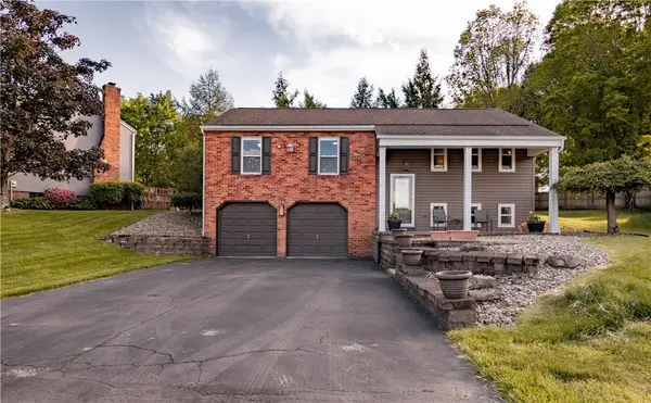 123 Rembrandt Dr, Butler, PA 16002