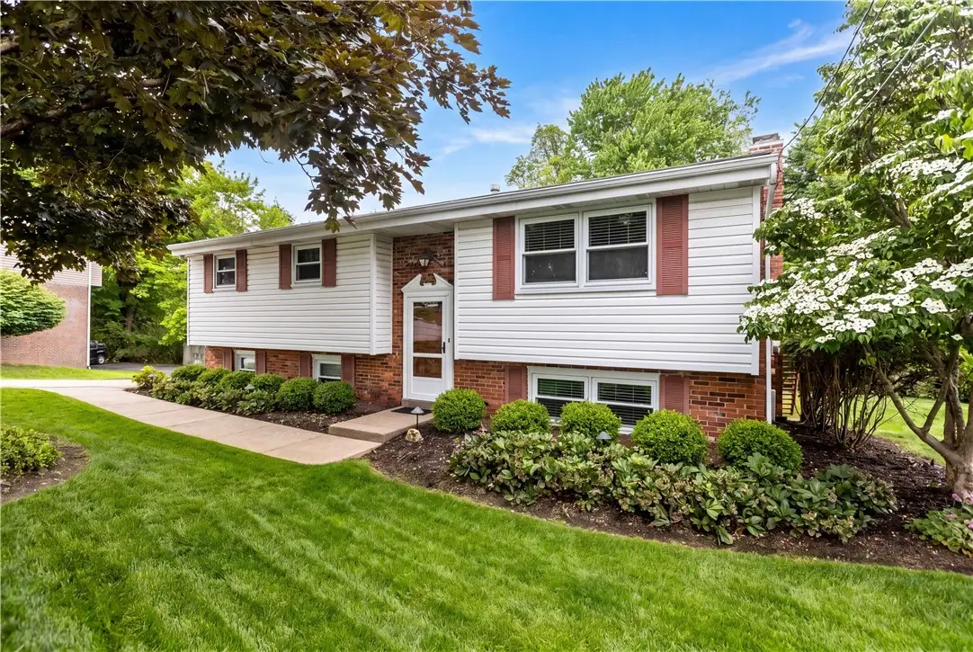 416 Peters Drive, Glenshaw, PA 15116 - #1