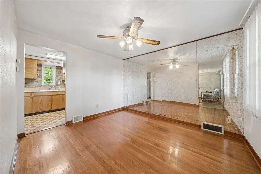 115 Williams Place, Pittsburgh, PA 15221 - #2