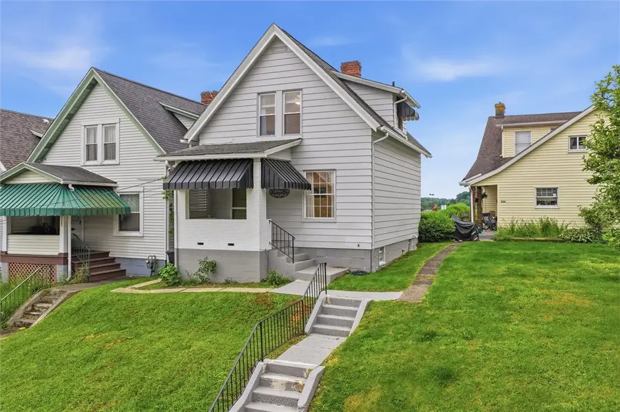 724 Saint Clair Avenue, Jeannette, PA 15644 - #2