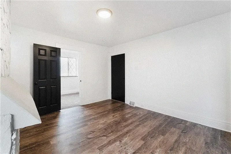 1036 Steuben St, Pittsburgh, PA 15220 - #2