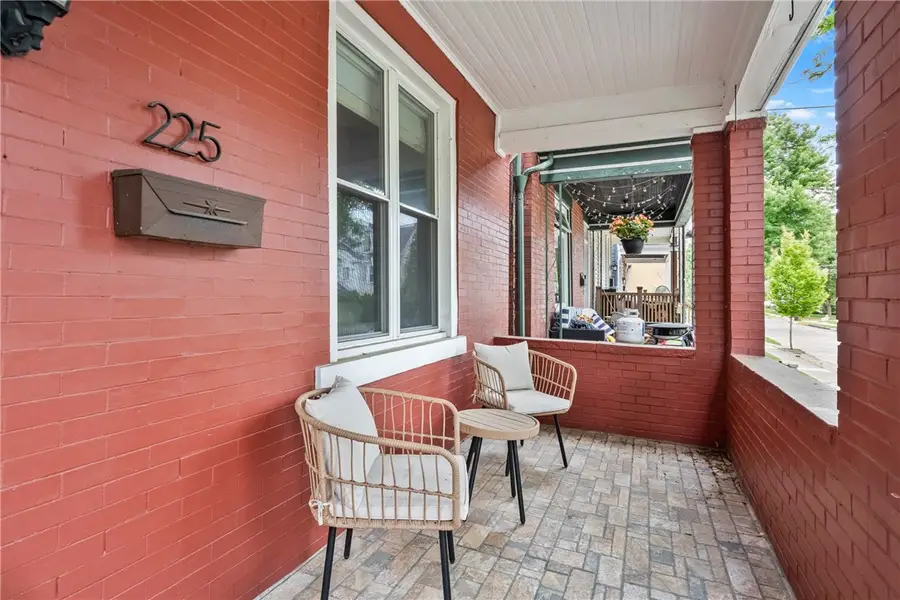 225 4th St, Aspinwall, PA 15215 - #3