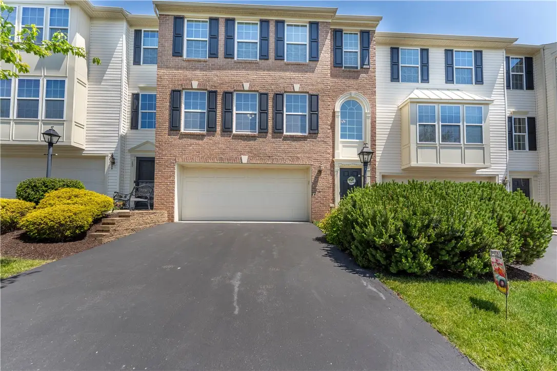 91 Kensington Dr, Pittsburgh, PA 15237 - #1