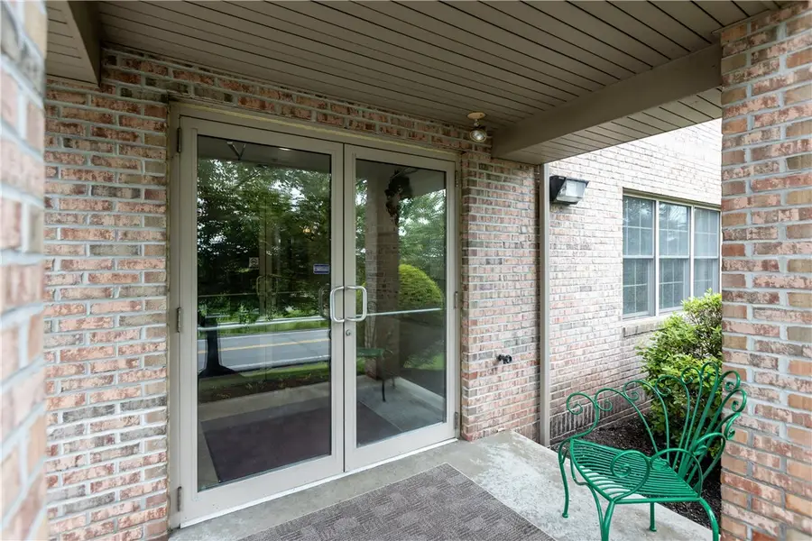 1 Coraopolis Rd #300, Coraopolis, PA 15108 - #2