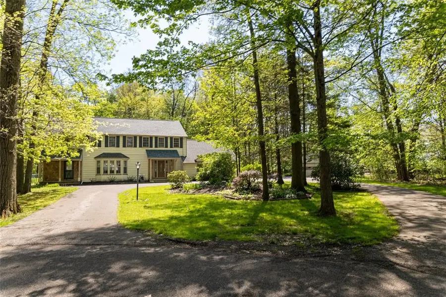 438 Edgewood Dr, Meadville, PA 16335 - #2