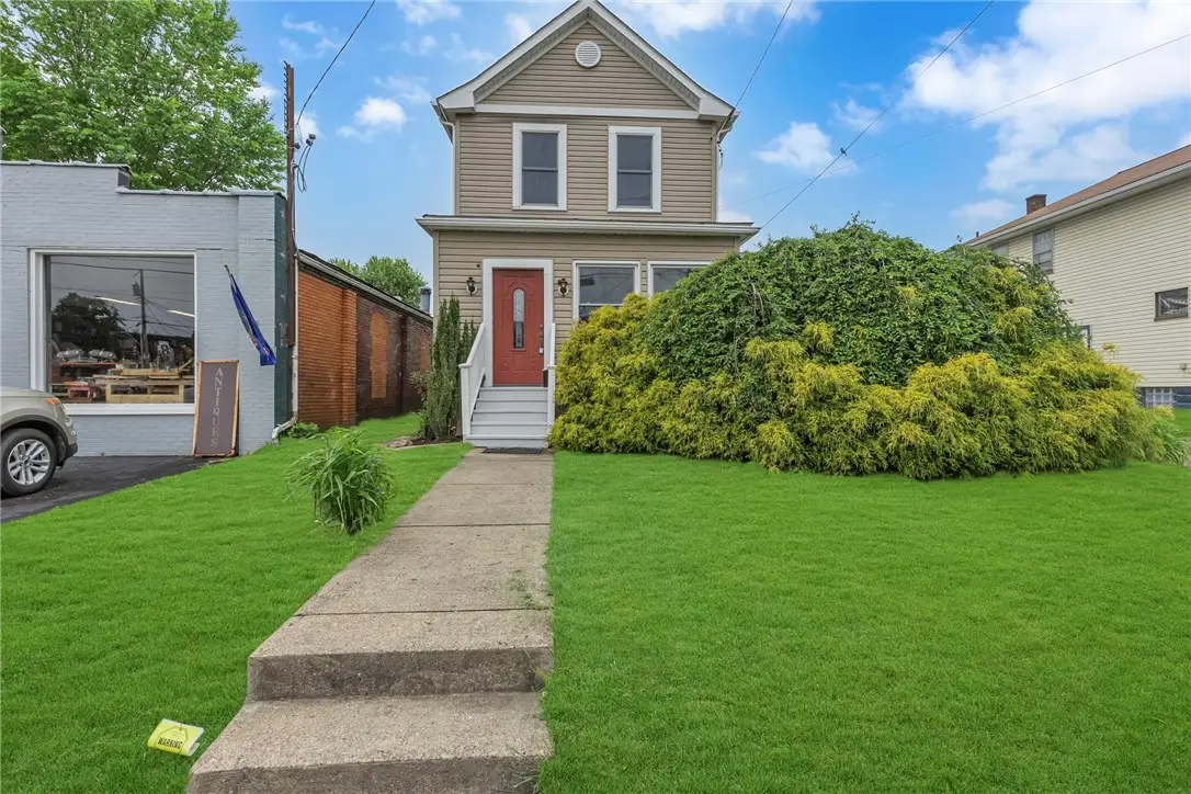 481 Market St, Beaver, PA 15009 - #1