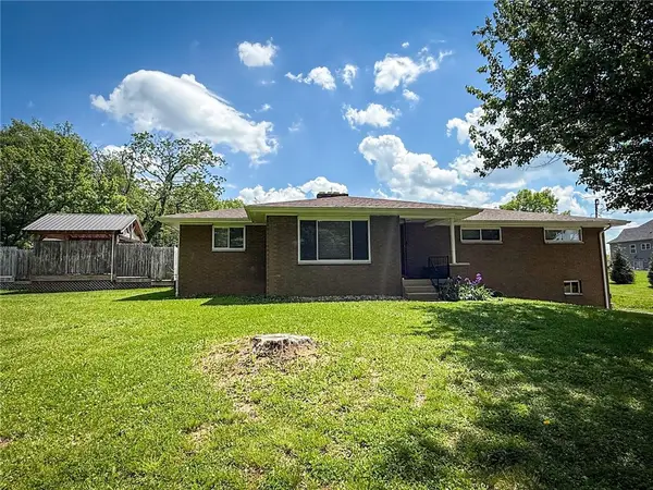 269 Crisswell Rd, Butler, PA 16002
