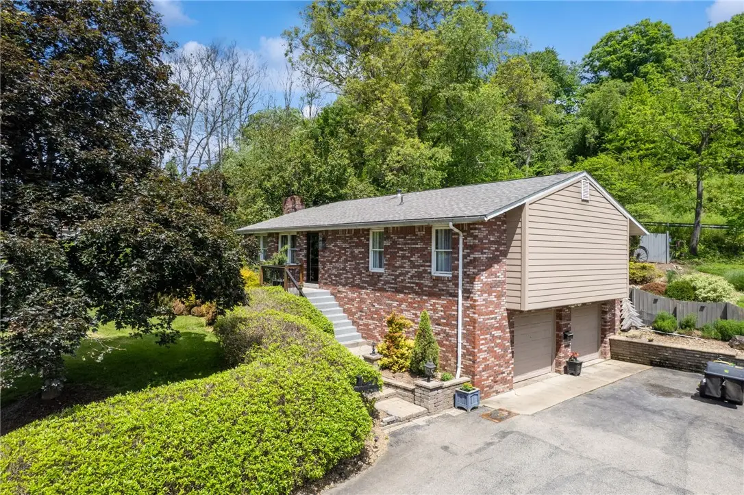 5308 Greensburg Rd, Apollo, PA 15613 - #1