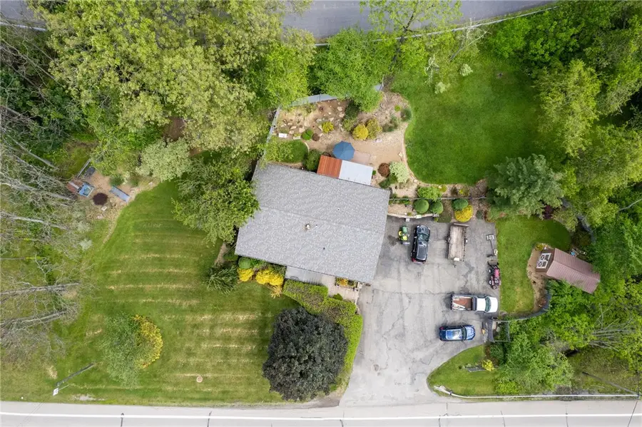 5308 Greensburg Rd, Apollo, PA 15613 - #3