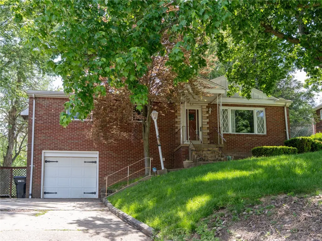 128 Clover Dr, Monaca, PA 15061 - #1