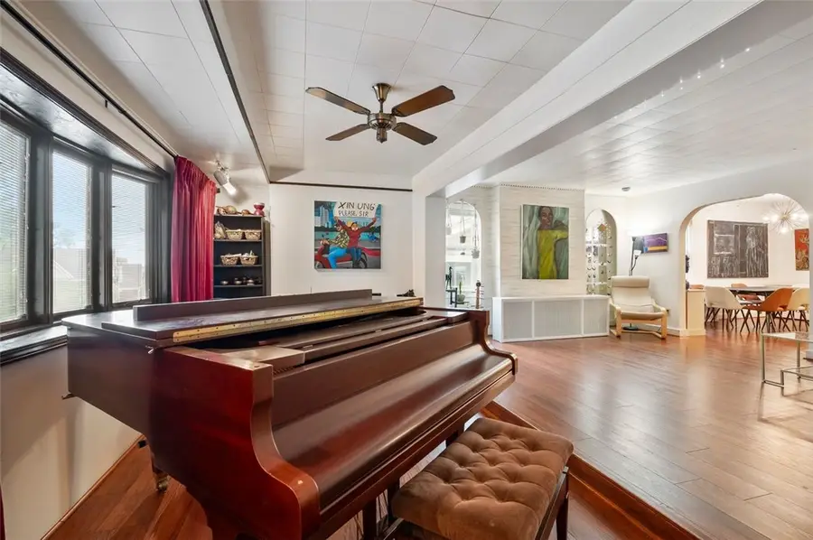515 N Mathilda, Pittsburgh, PA 15224 - #2