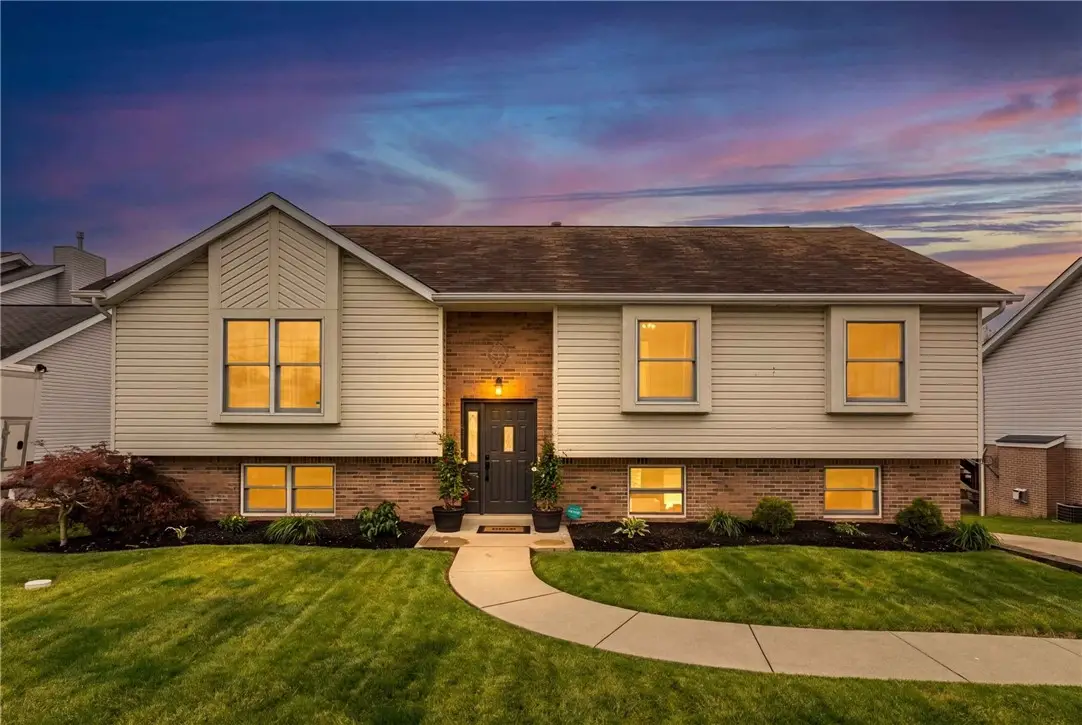 72 4th St, Irwin, PA 15642 - #1