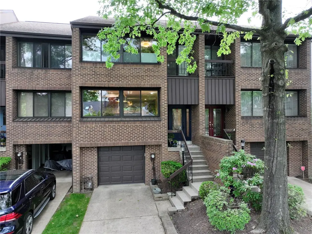1523 Merion Ln, Oakmont, PA 15139 - #1