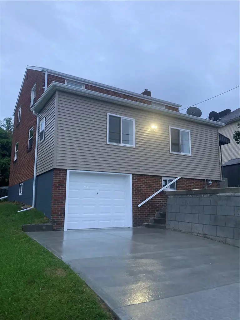 923 7th Ave, Elizabeth, PA 15037 - #2