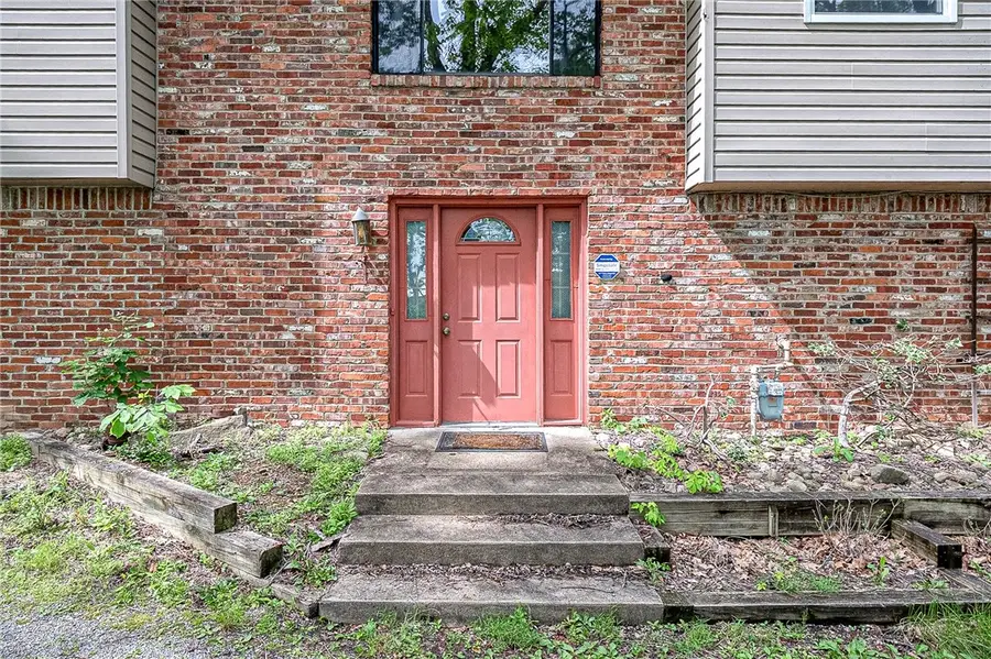 1023 Middle Road, Glenshaw, PA 15116 - #3