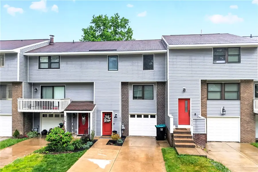 532 Hunters Path Rd, Bridgeville, PA 15017 - #2
