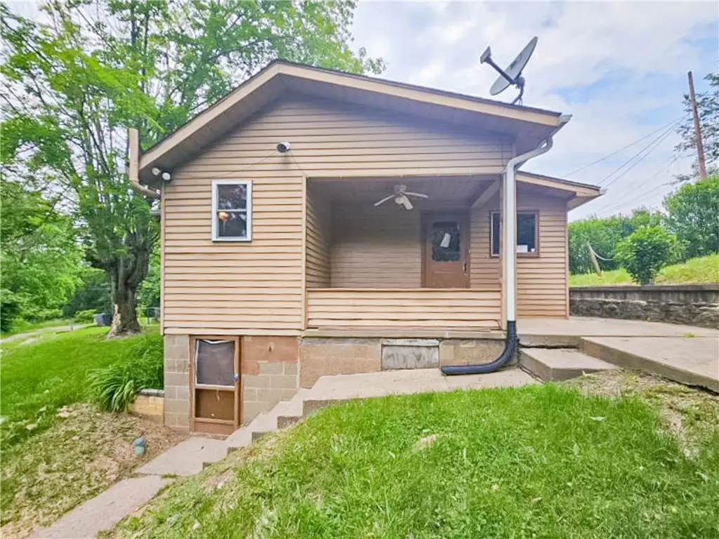 197 Coates Way, Fayette City, PA 15438 - #1