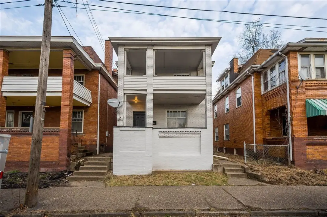 306 Park Rd, Ambridge, PA 15003 - #1