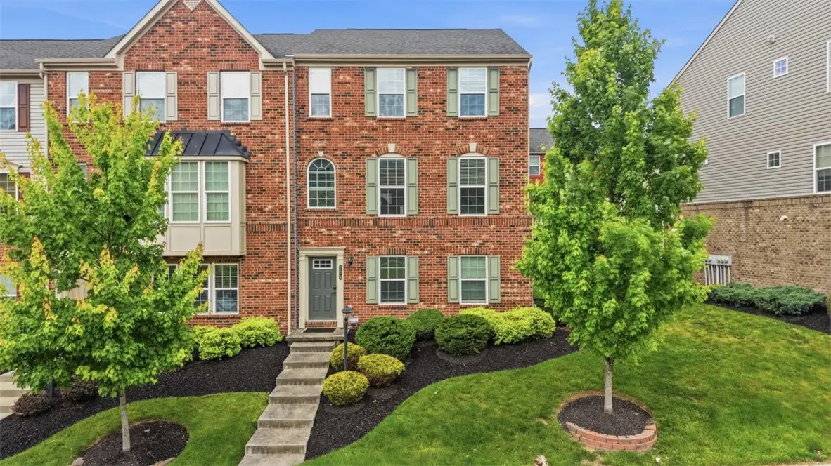 224 Thornapple Ln, Cranberry, PA 16066 - #1