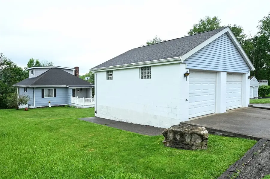 16 Robinson St, Monongahela, PA 15063 - #2