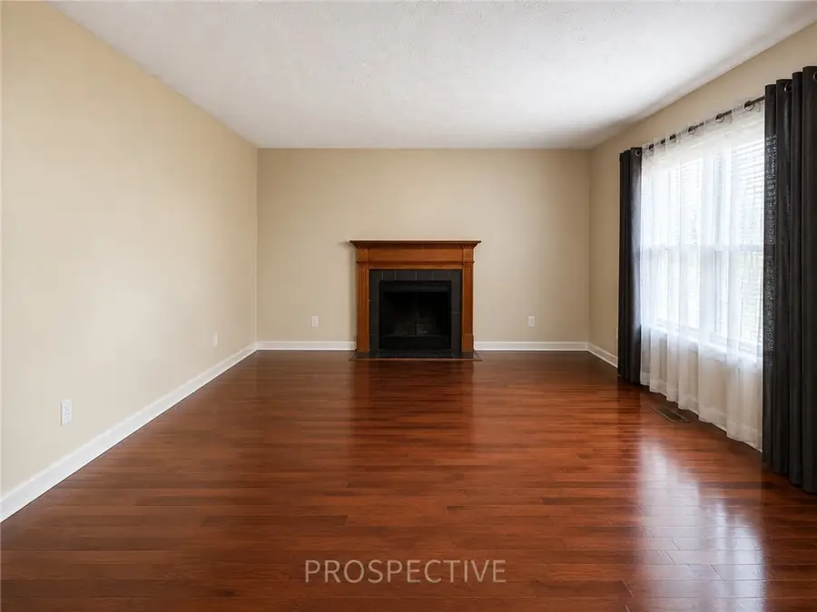 2179 Evans City Rd, Zelienople, PA 16063 - #3