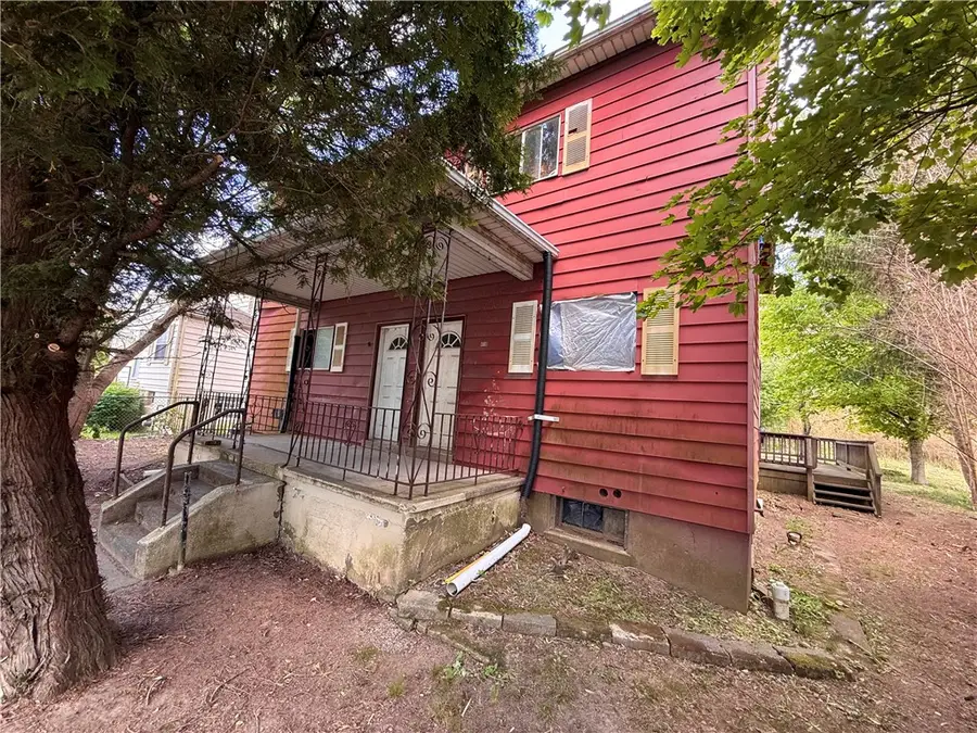 418 Ambridge Ave, Ambridge, PA 15003 - #2