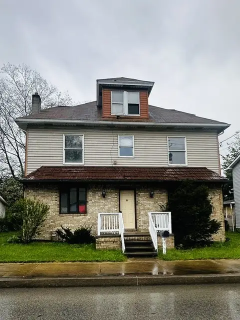 321 E 4th St, Derry, PA 15627