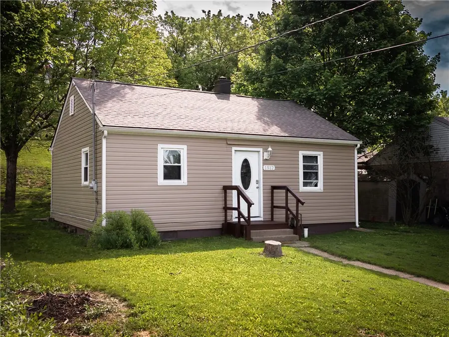1512 Saxonburg Rd, Natrona Heights, PA 15065 - #2