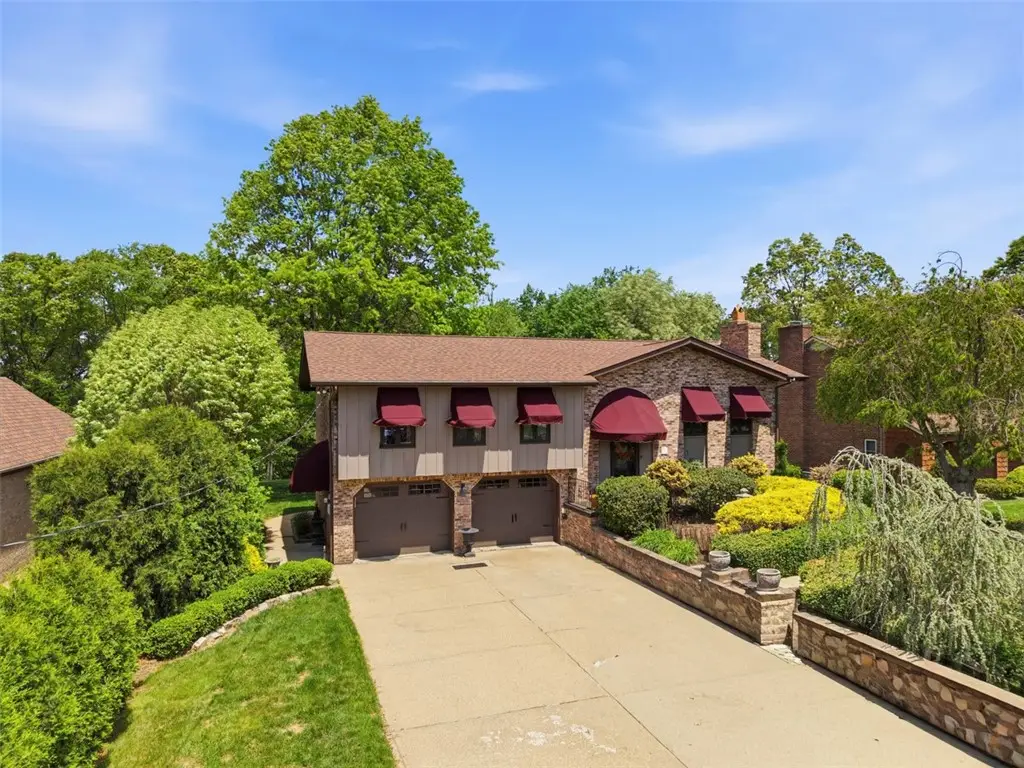 161 Richard Dr, Aliquippa, PA 15001 - #1