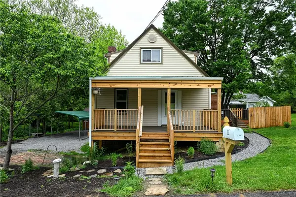11 Sands Ave, Ambridge, PA 15003