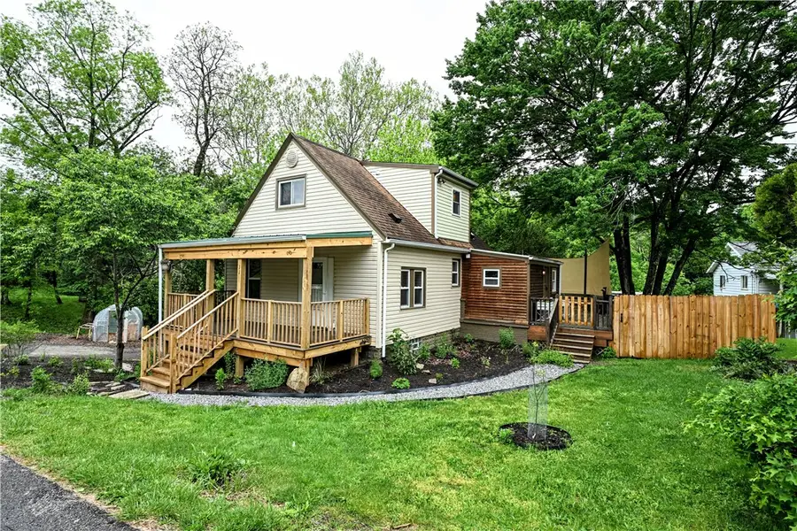 11 Sands Ave, Ambridge, PA 15003 - #2