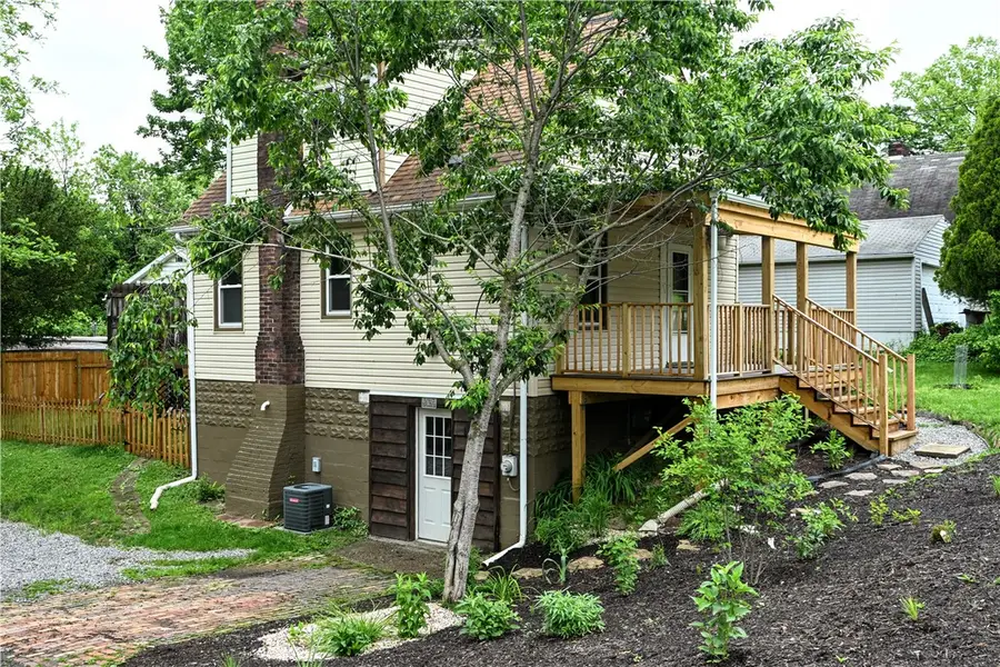 11 Sands Ave, Ambridge, PA 15003 - #3