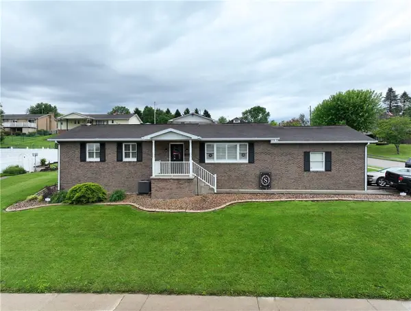 399 Jefferson Ave, Masontown, PA 15461