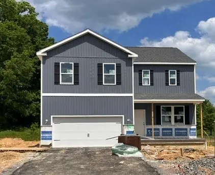 358 Leslie Farms Dr, Evans City, PA 16033