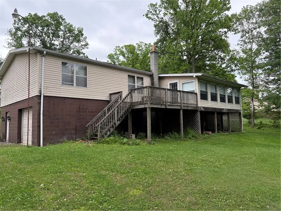 249 Dry Hill Rd, Connellsville, PA 15425 - #2