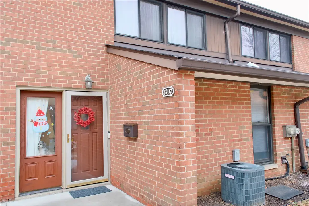 3707 Allendale Circle, Pittsburgh, PA 15204 - #1