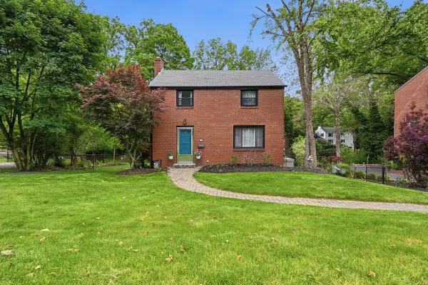 121 Glenfield Drive, Pittsburgh, PA 15235