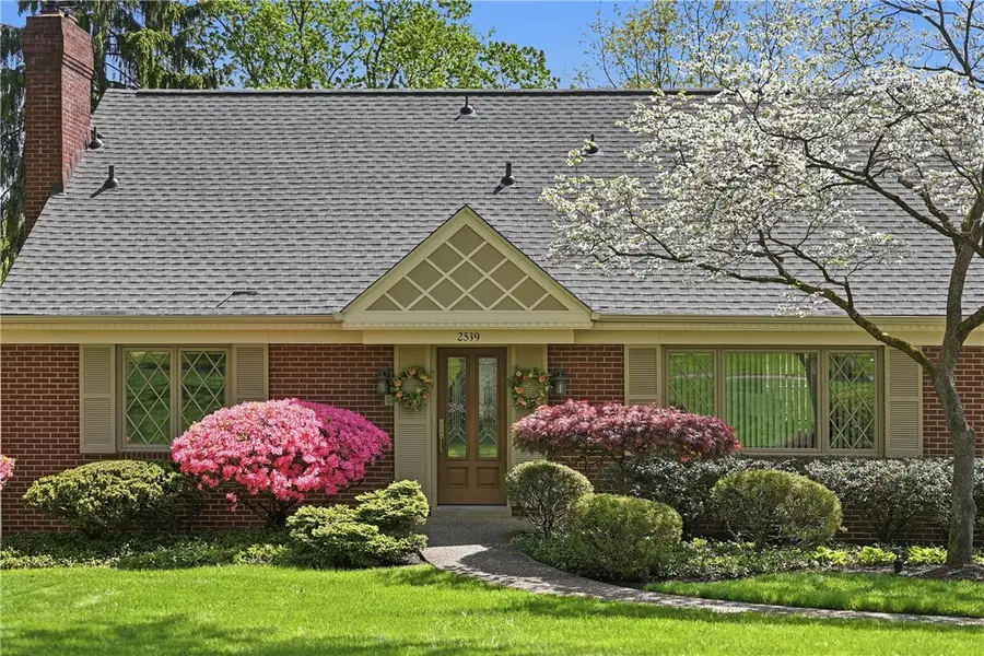 2539 Lindenwood Drive, Pittsburgh, PA 15241 - #2