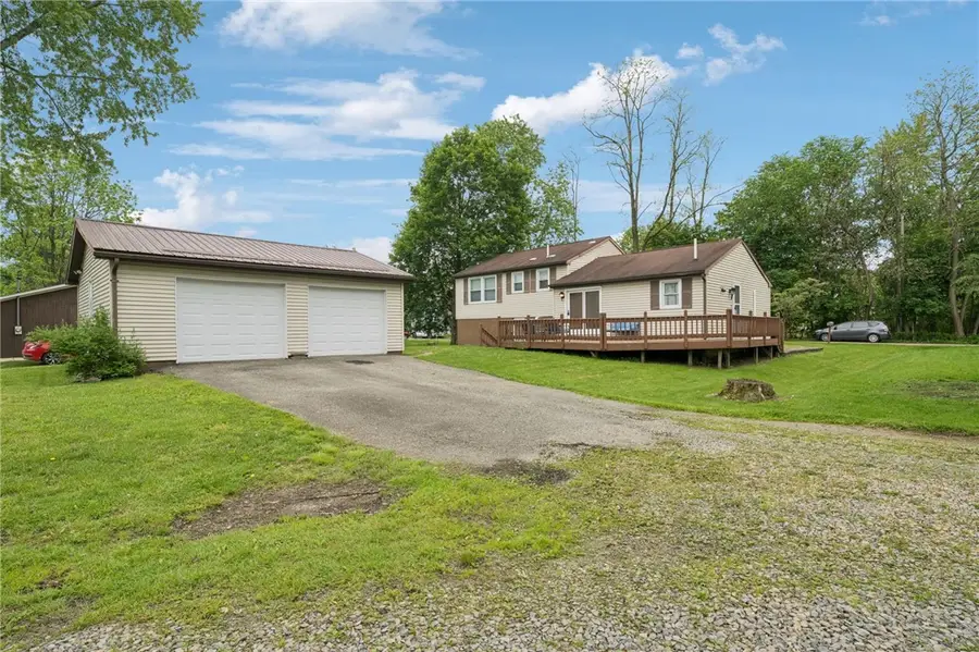 525 Elm St, Indiana, PA 15701 - #3