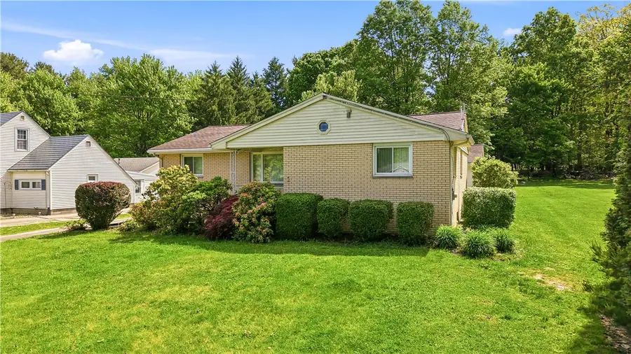 275 S Crescent Drive, Hermitage, PA 16148 - #2